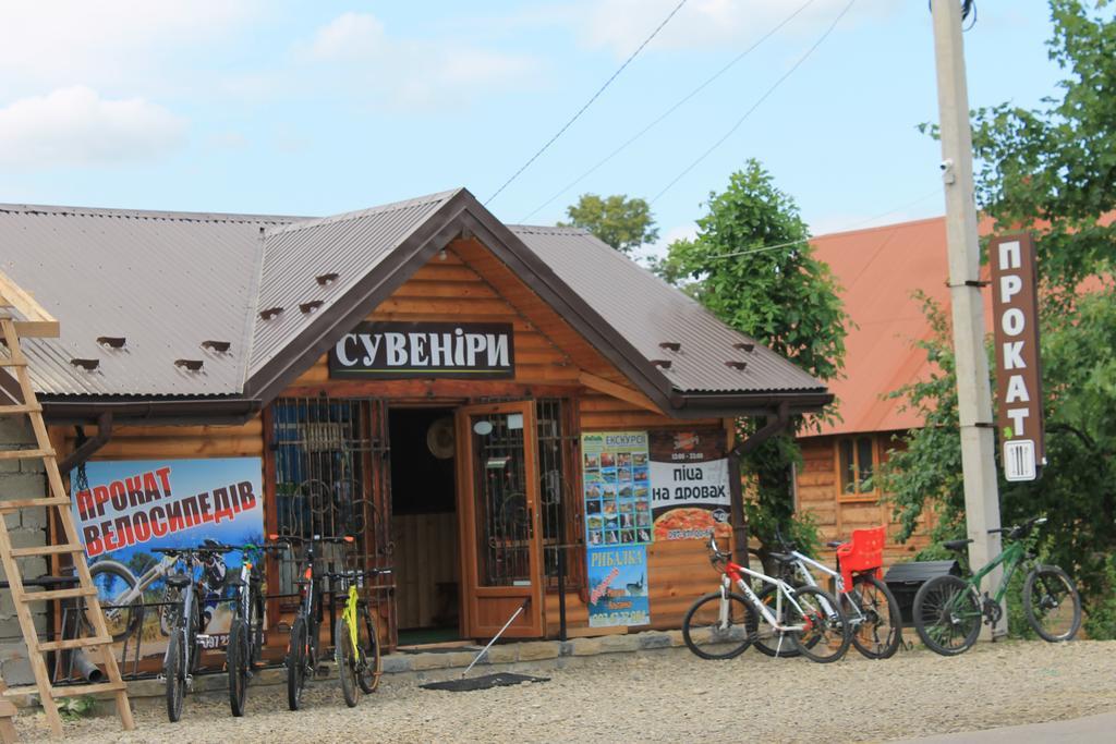 Cottage U Yaremy Mykulychyn Exterior photo