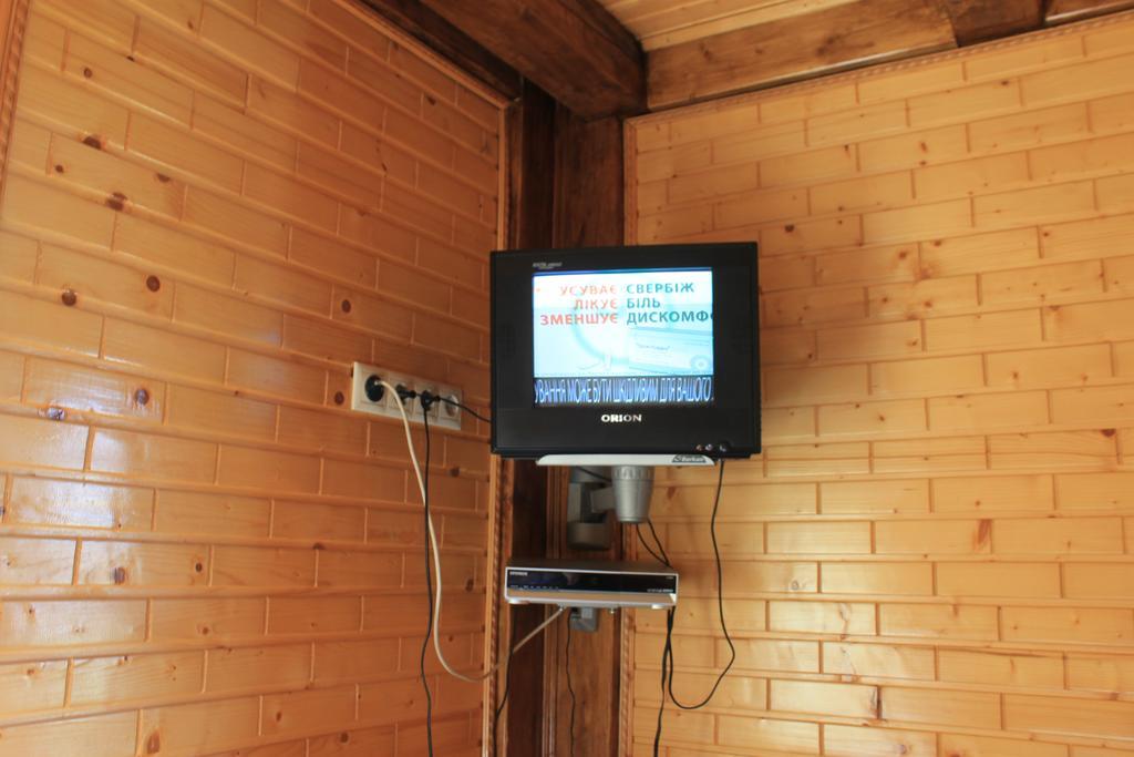Cottage U Yaremy Mykulychyn Exterior photo