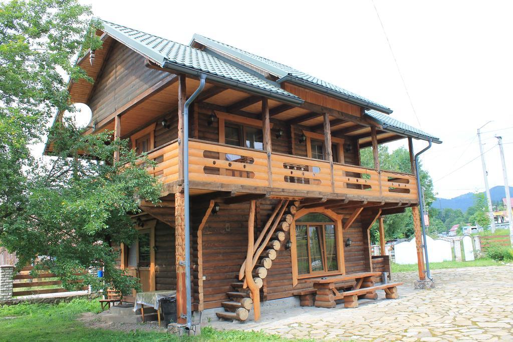 Cottage U Yaremy Mykulychyn Exterior photo